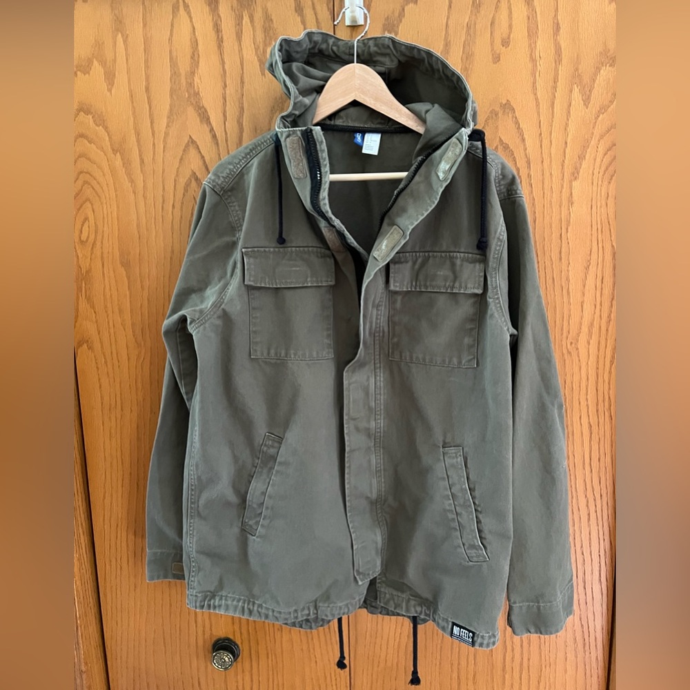 H&M Divided Men’s Designer Military Green Field Hooded Jacket (Men’s Medium)